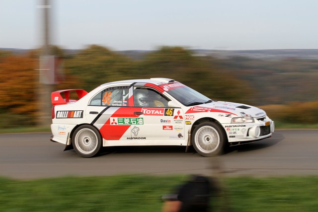 21-concurrents-repartis-en-rally2